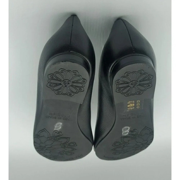 Brighton 'Barb' Black Leather Ballet Flats w/Silver Accent / Charm Size 8M - Picture 8 of 10